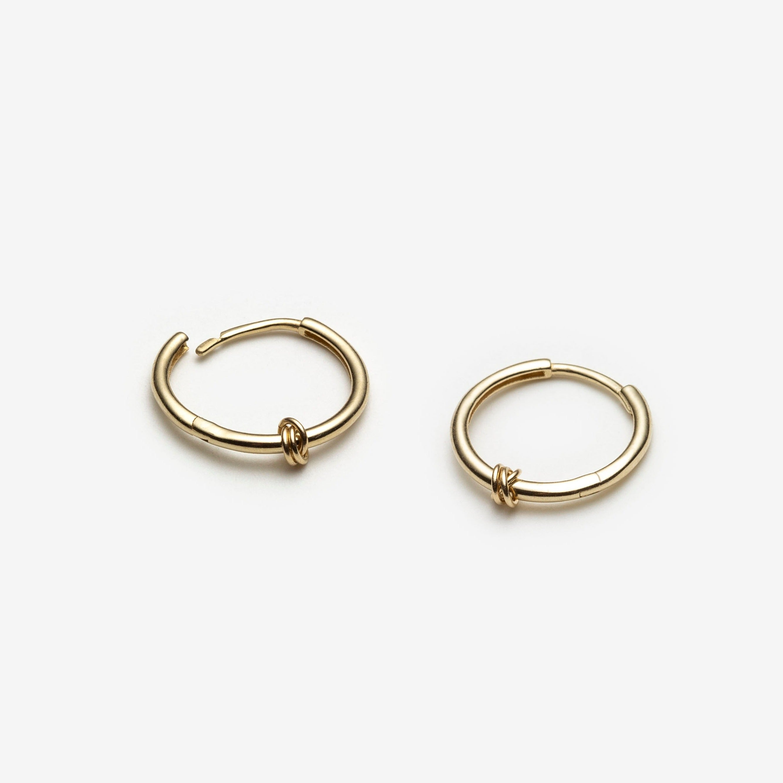 Prélude Huggies - 10k Yellow Gold - Camillette