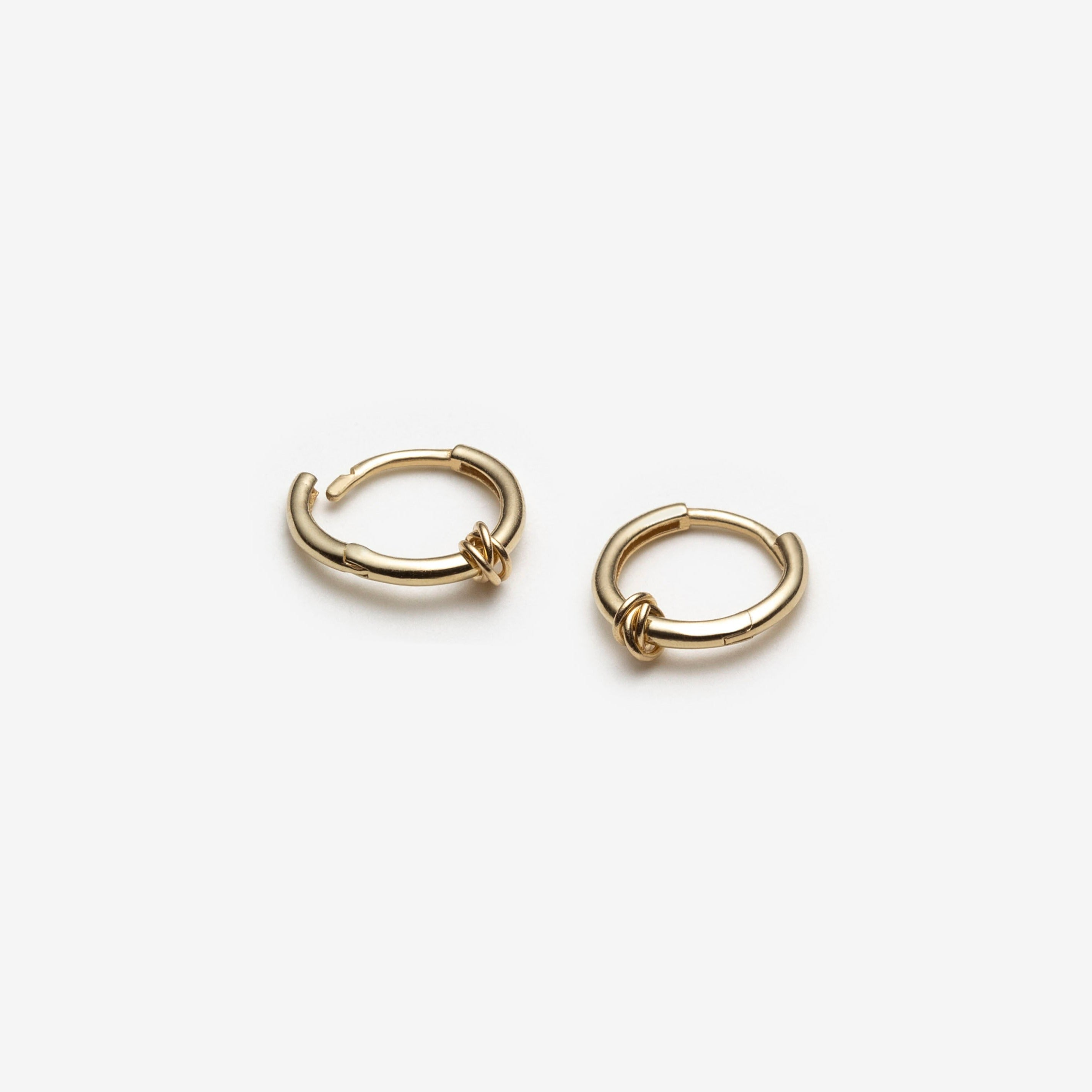 Prélude Huggies - 10k Yellow Gold - Camillette